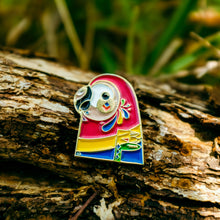 Cargar imagen en el visor de la galería, Pin Colores Guacamaya